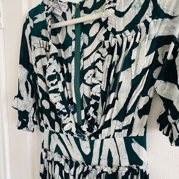 Busayo Tomi Green & White V-Neck High-Low Maxi Dress - Picture 6 of 13